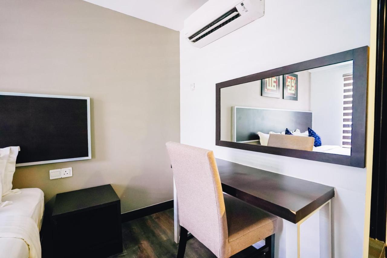 קואלה לומפור Greystone Midaris Hotel מראה חיצוני תמונה